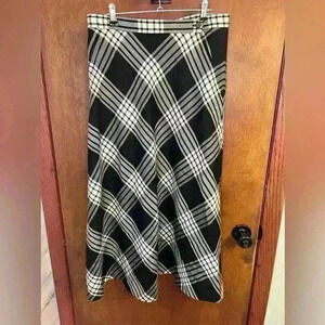 Ralph Lauren Black White Plaid 100% Wool Skirt Size 8